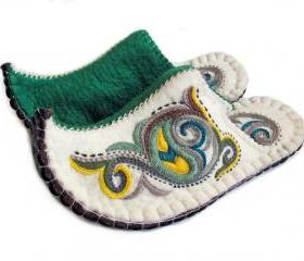 Handmade felted slippers Aladdin with sole. Wool slippers | home shoes | indoor slippers | felt slippers